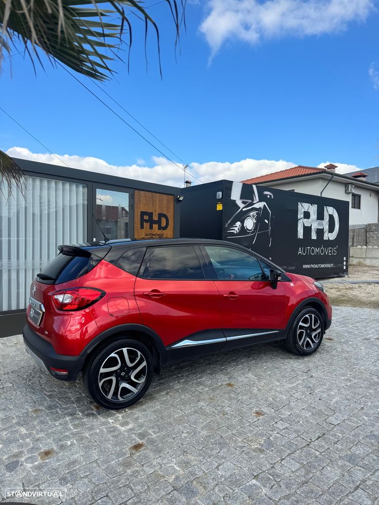 Renault Captur 0.9 TCE Helly Hansen - 5