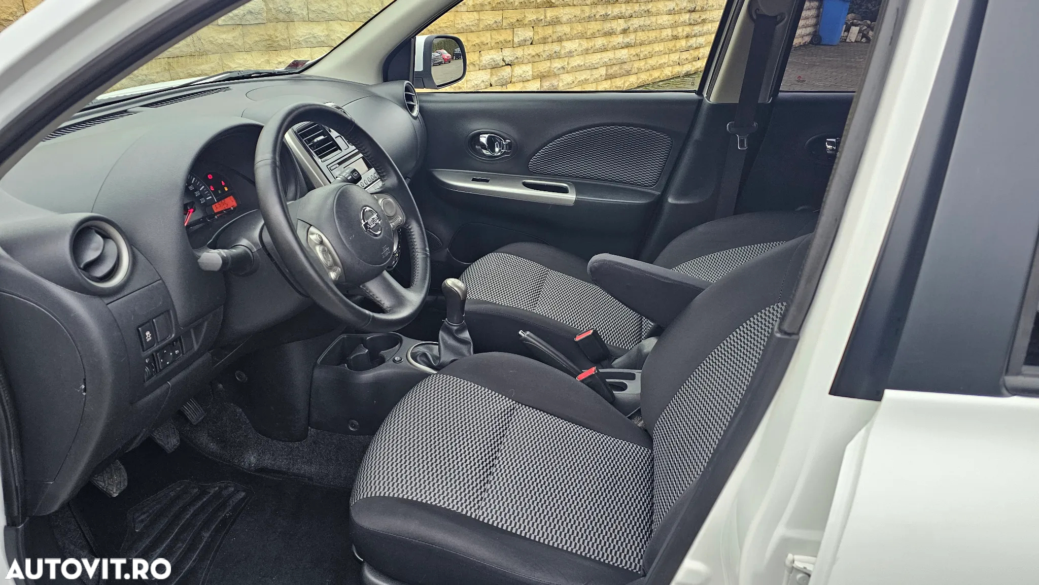 Nissan Micra 1.2 Acenta - 17