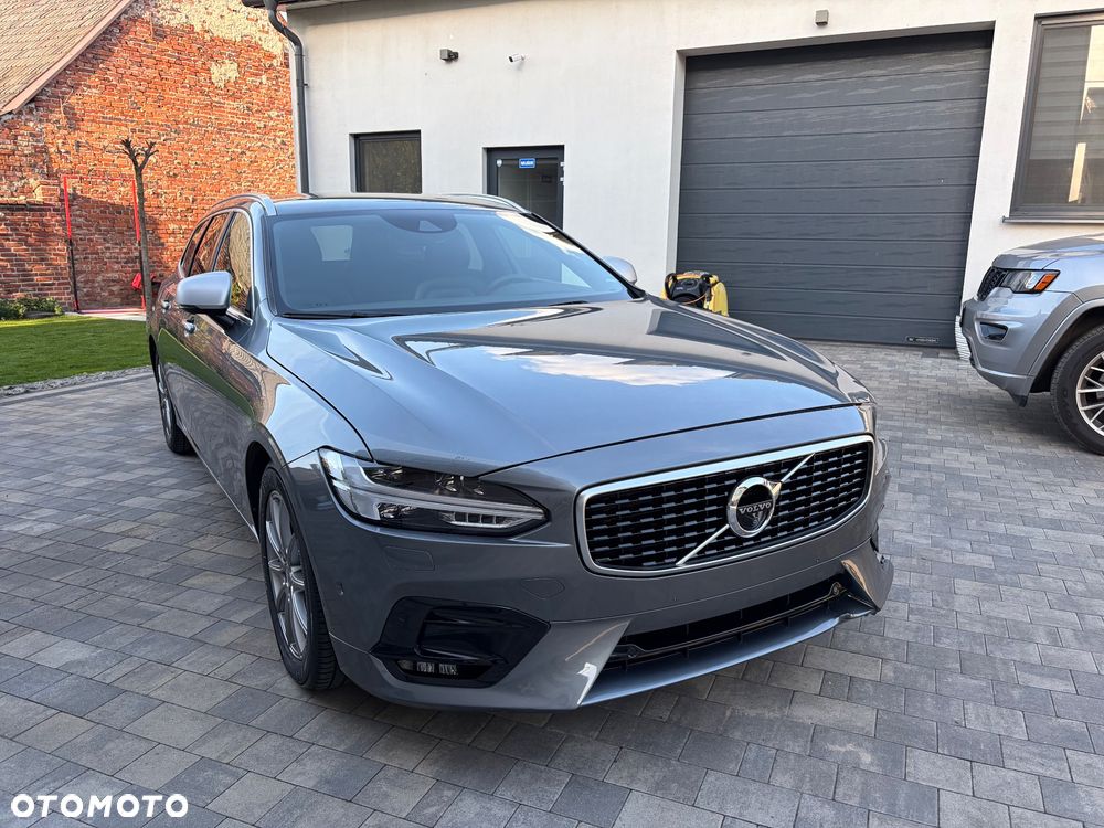 Volvo V90 D4 Geartronic R Design - 1