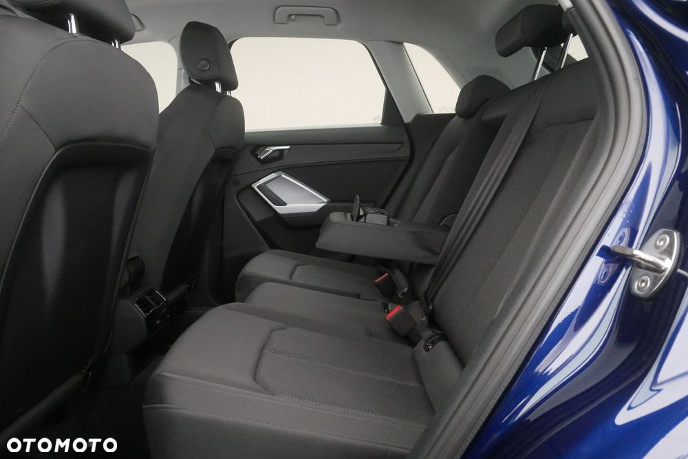Audi Q3 - 16