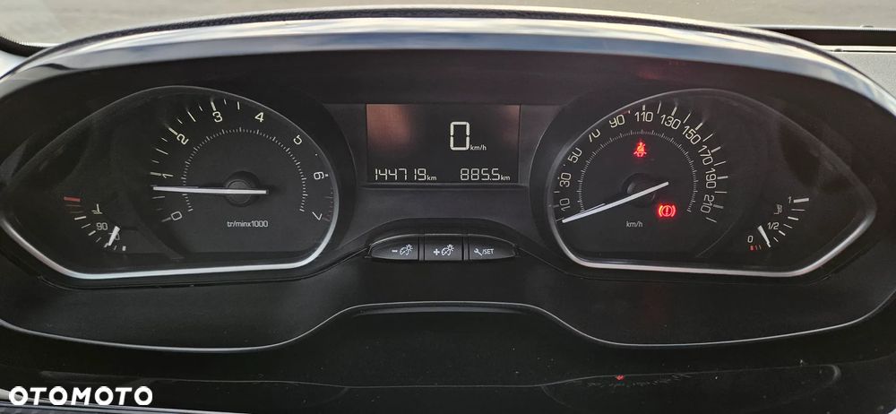 Peugeot 2008 PureTech 82 Allure - 13