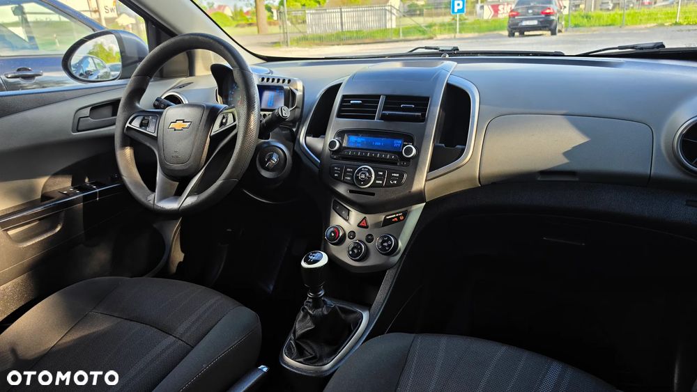 Chevrolet Aveo 1.2 LT+ - 11
