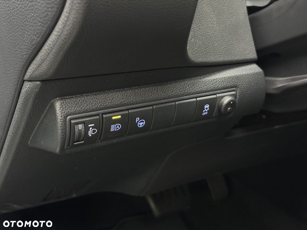 Toyota Corolla 2.0 Hybrid Comfort - 22