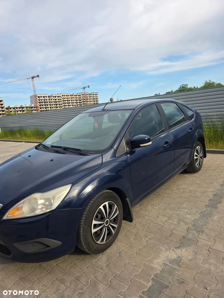 Ford Focus 1.6 Ambiente - 3