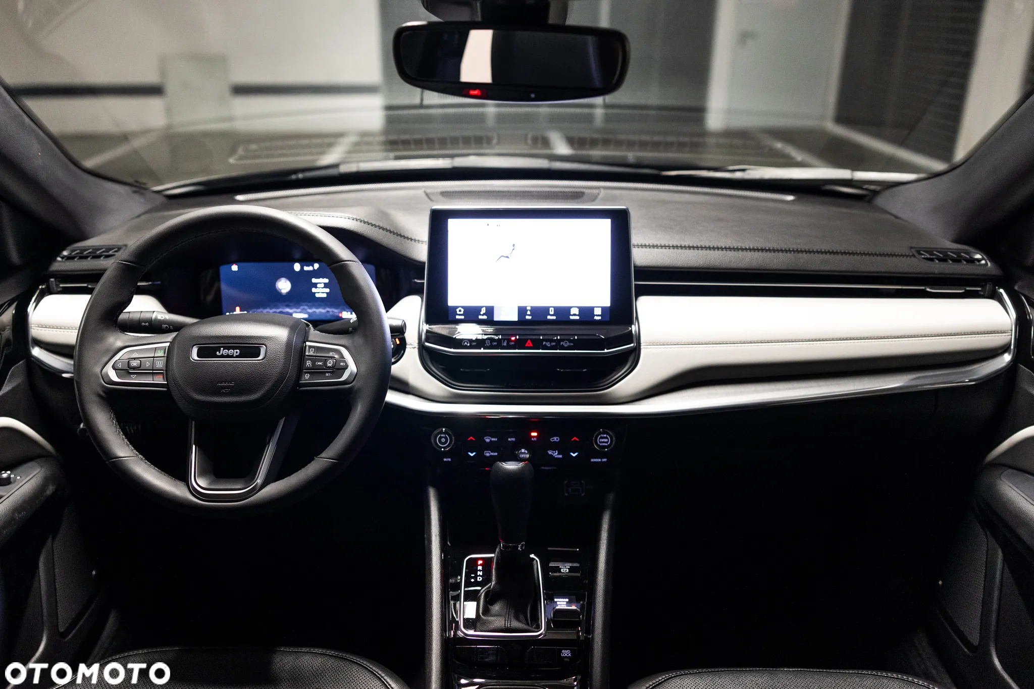 Jeep Compass - 18