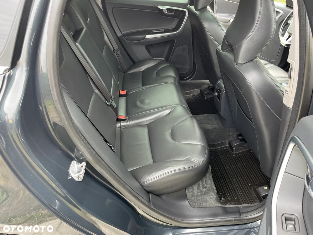 Volvo XC 60 D3 Summum - 31