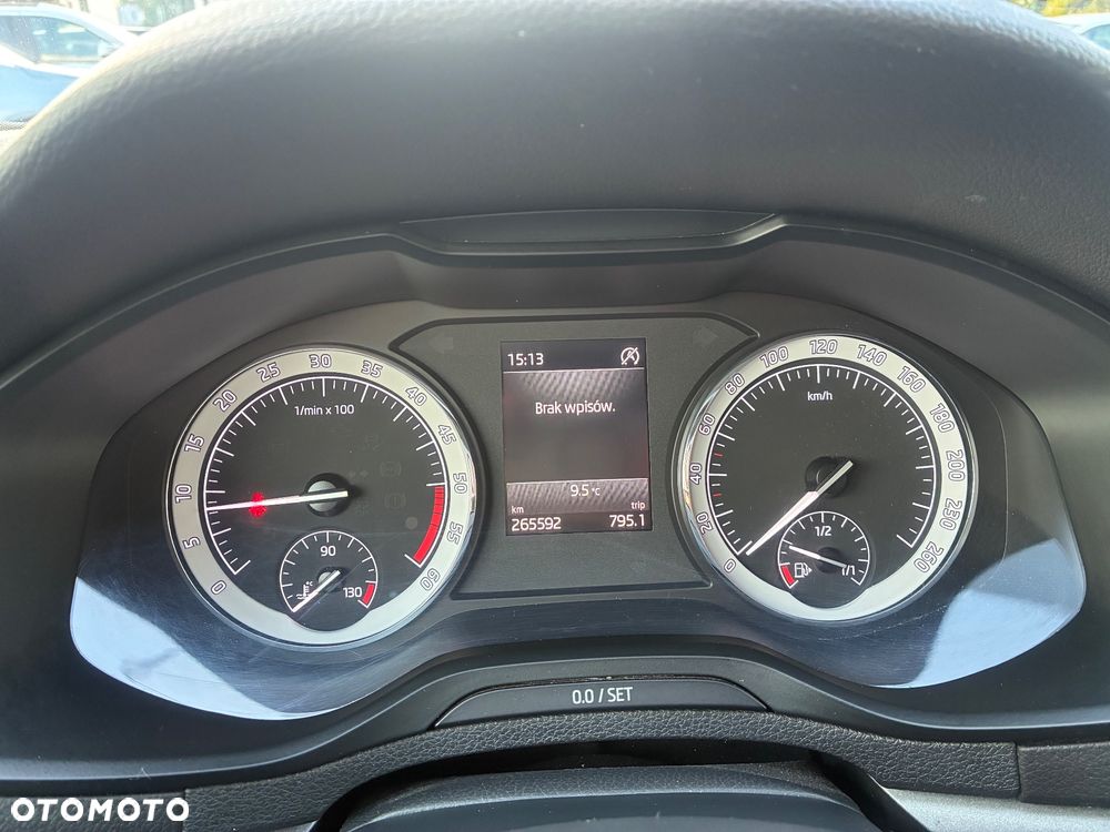 Skoda Karoq 2.0 TDI SCR 4x4 Ambition - 23