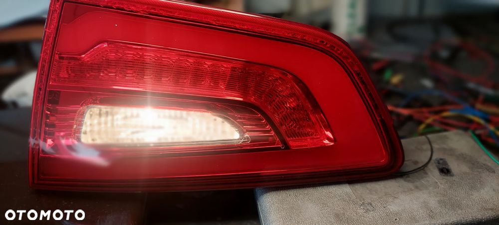 Lampa Tył Kia Optima R92404-2T6 Lub 92404-4U510 - 5