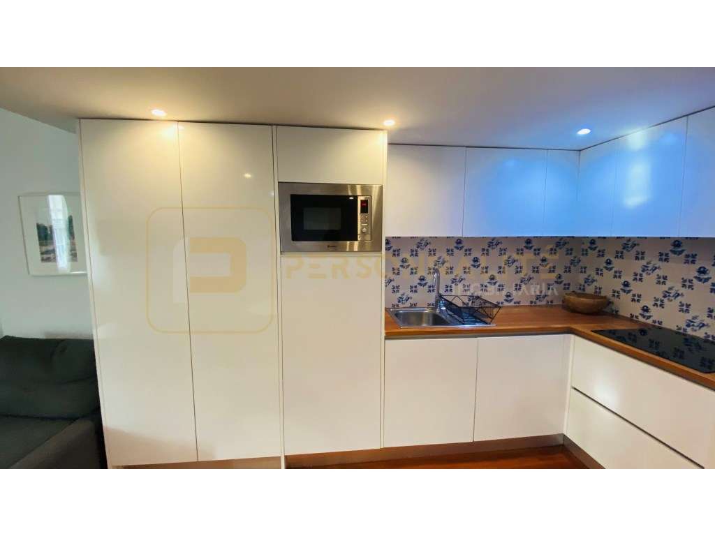T1 mezanino - MOBILADO - Alameda de São Dâmaso - Grande imagem: 3/9