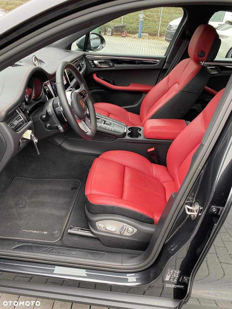 Porsche Macan Standard - 12