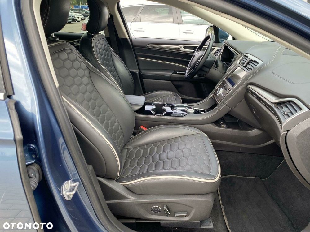 Ford Mondeo - 23