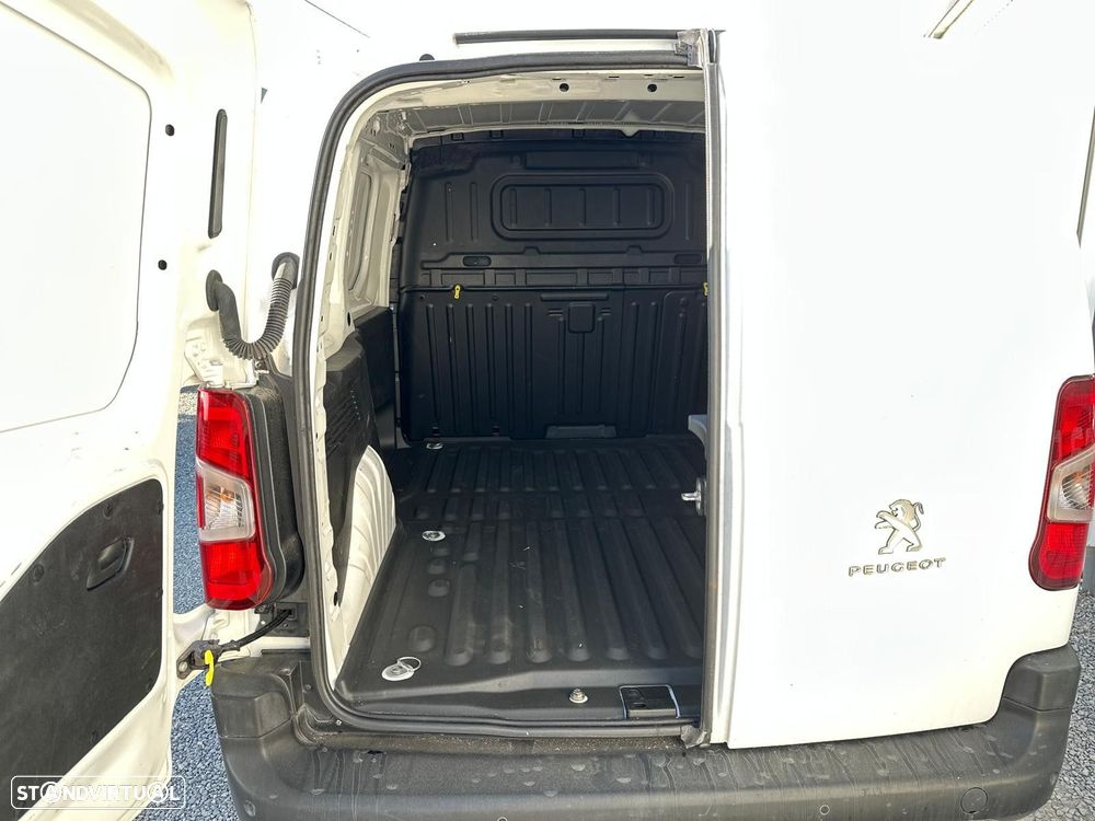 Peugeot Partner 1.5 BlueHDi Asphalt Longa - 5