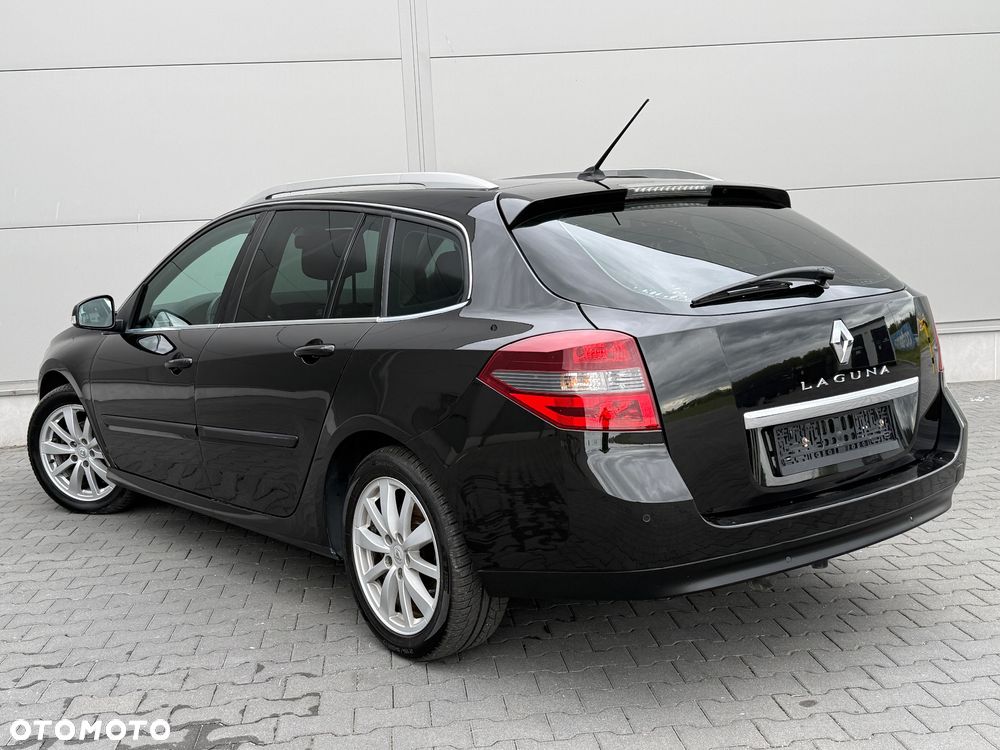 Renault Laguna - 8