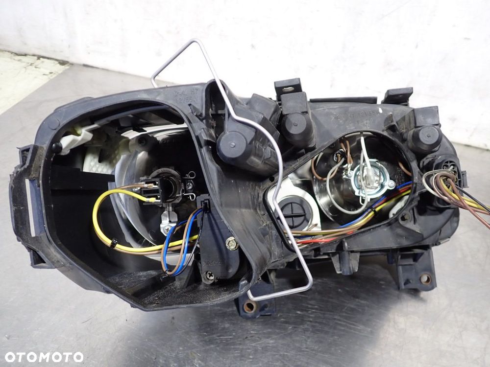 LAMPA LEWA PRZEDNIA VOLKSWAGEN CADDY III - 7