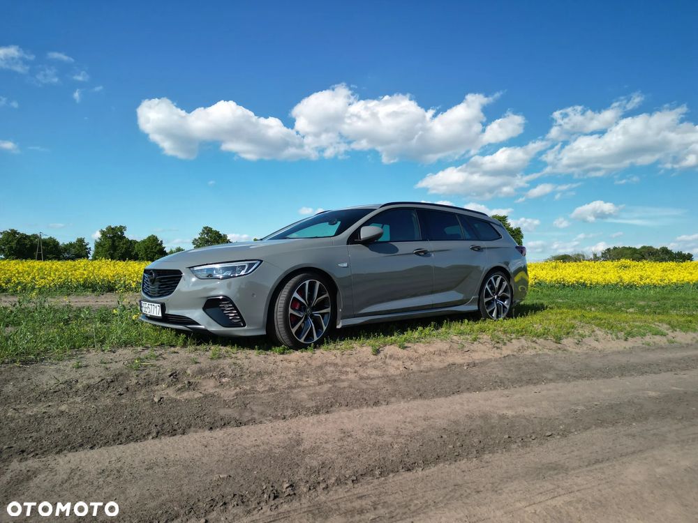 Opel Insignia 2.0 BiTurbo D 4x4 Automatik GSI - 2