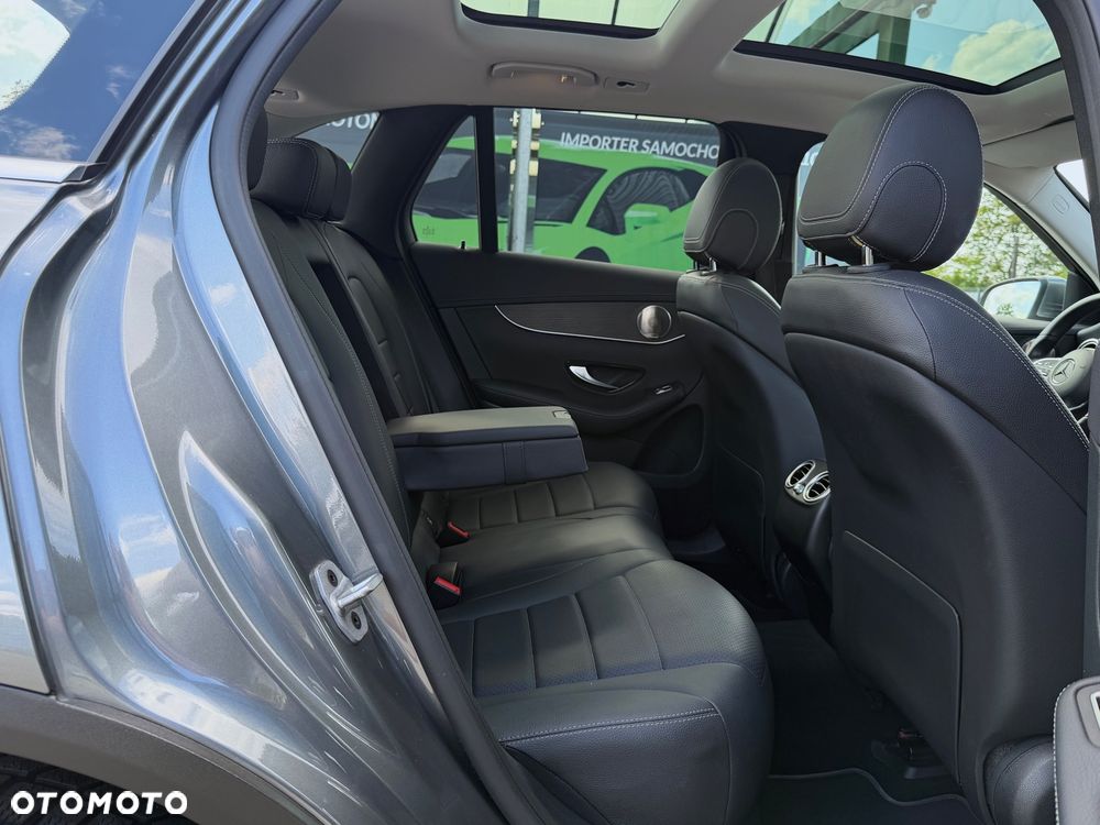 Mercedes-Benz GLC - 34
