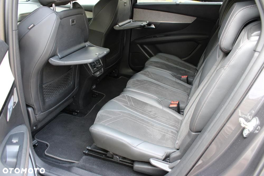 Peugeot 5008 - 10