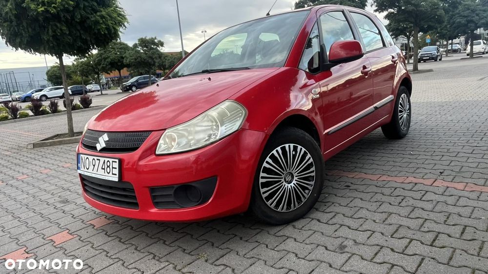 Suzuki SX4 - 1