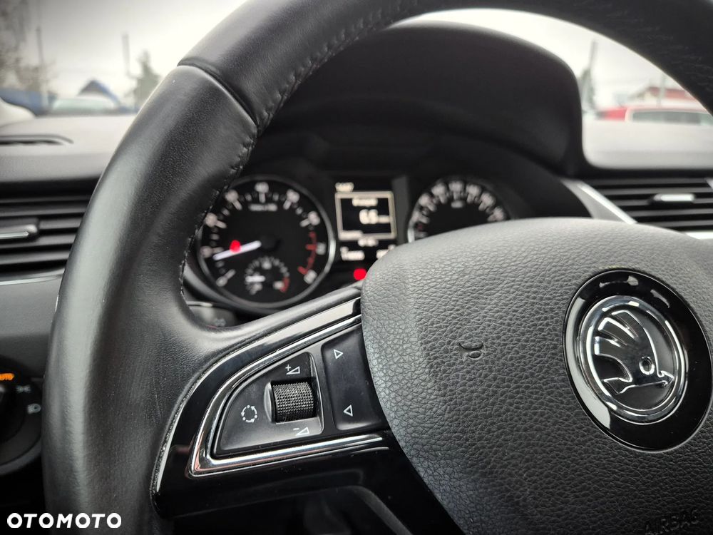 Skoda Octavia 1.4 TSI Elegance - 28