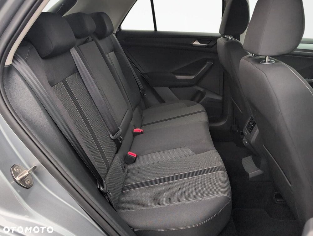 Volkswagen T-Roc 1.5 TSI Life DSG - 12