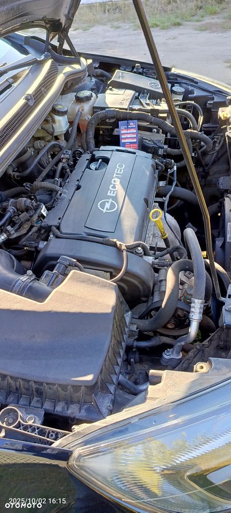 Opel Astra IV 1.6 Essentia - 8