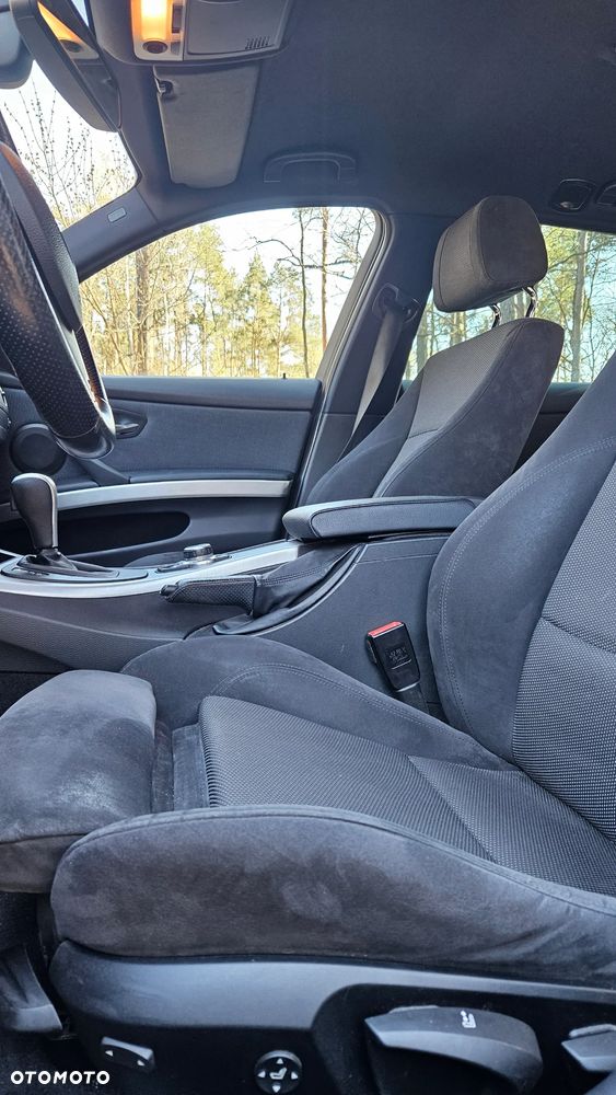 BMW Seria 3 ver-320d-dpf - 15