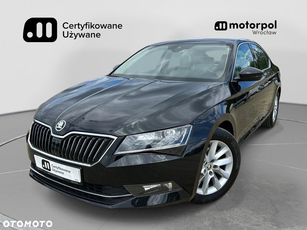 Skoda Superb 2.0 TDI SCR Style DSG - 2