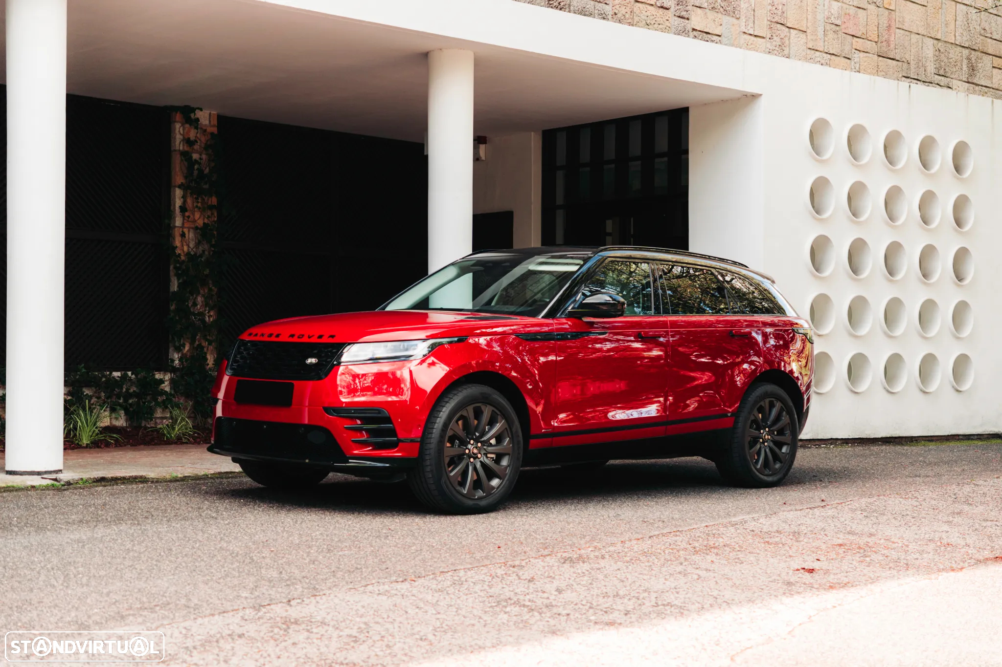 Land Rover Range Rover Velar 2.0 P400e AWD R-Dynamic - 3