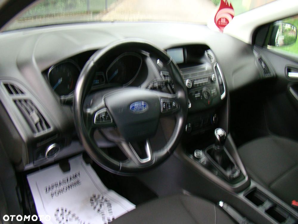 Ford Focus 1.0 EcoBoost Trend - 18