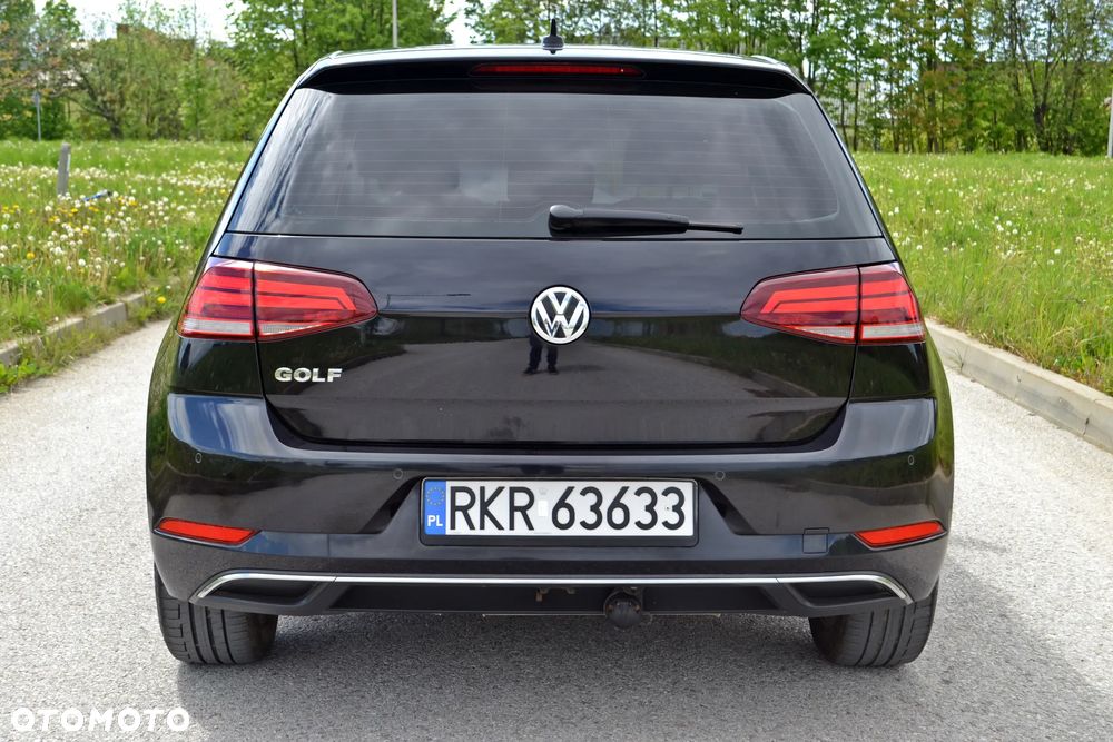 Volkswagen Golf - 14