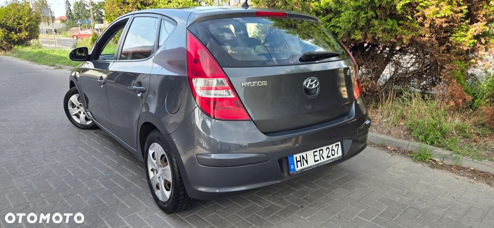 Hyundai i30 1.4 Base EU5 - 13