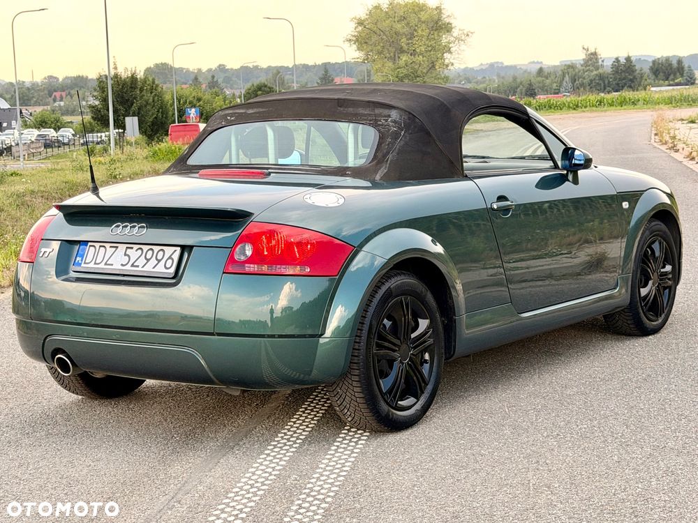 Audi TT Roadster - 8