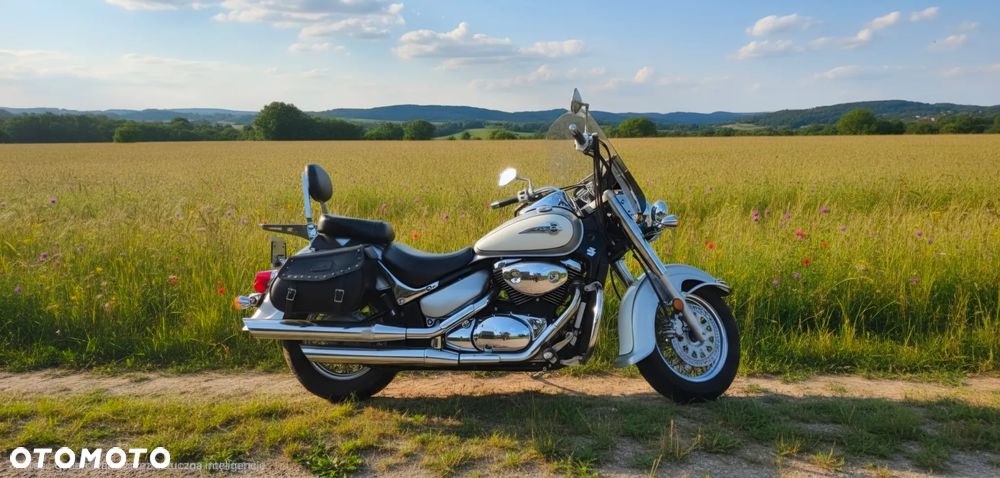 Suzuki VL 800 Volusia - 1