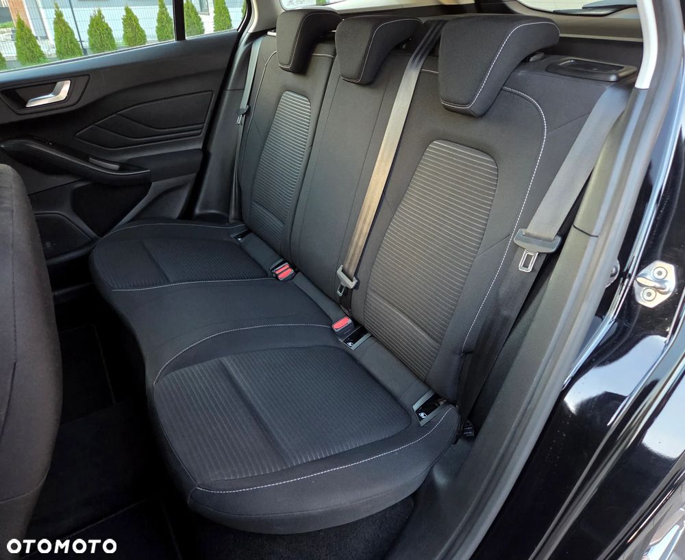 Ford Focus 1.0 EcoBoost Titanium - 15