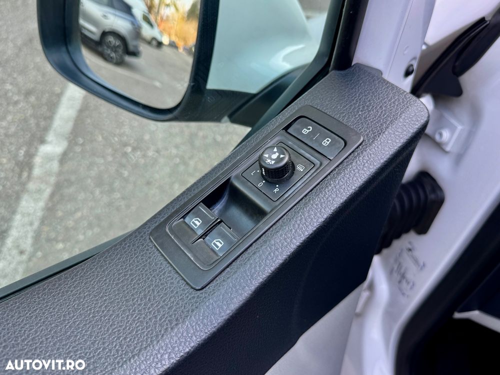 Volkswagen Caravelle KR Highline DSG - 31