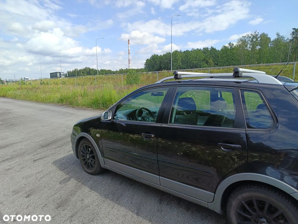 Volkswagen Polo 1.4 16V Fun - 14