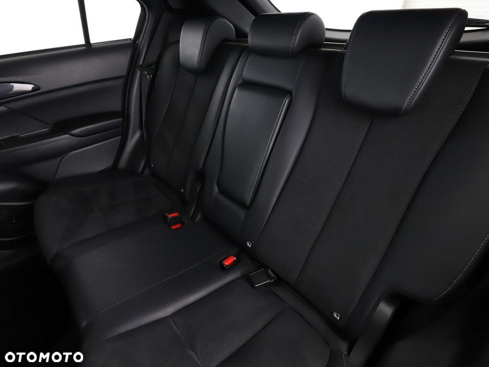 Mitsubishi Eclipse Cross - 17