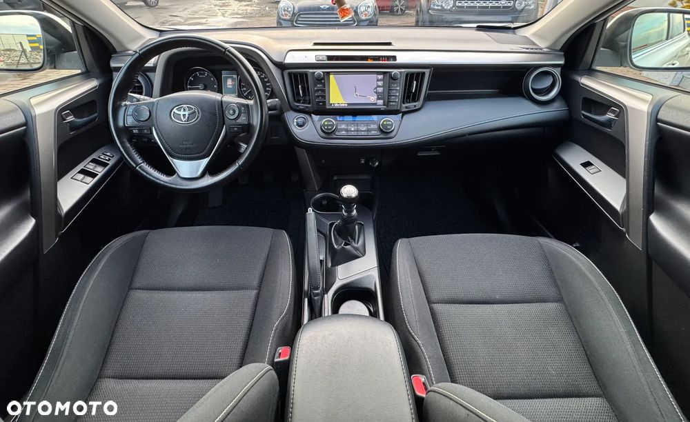 Toyota RAV4 - 18
