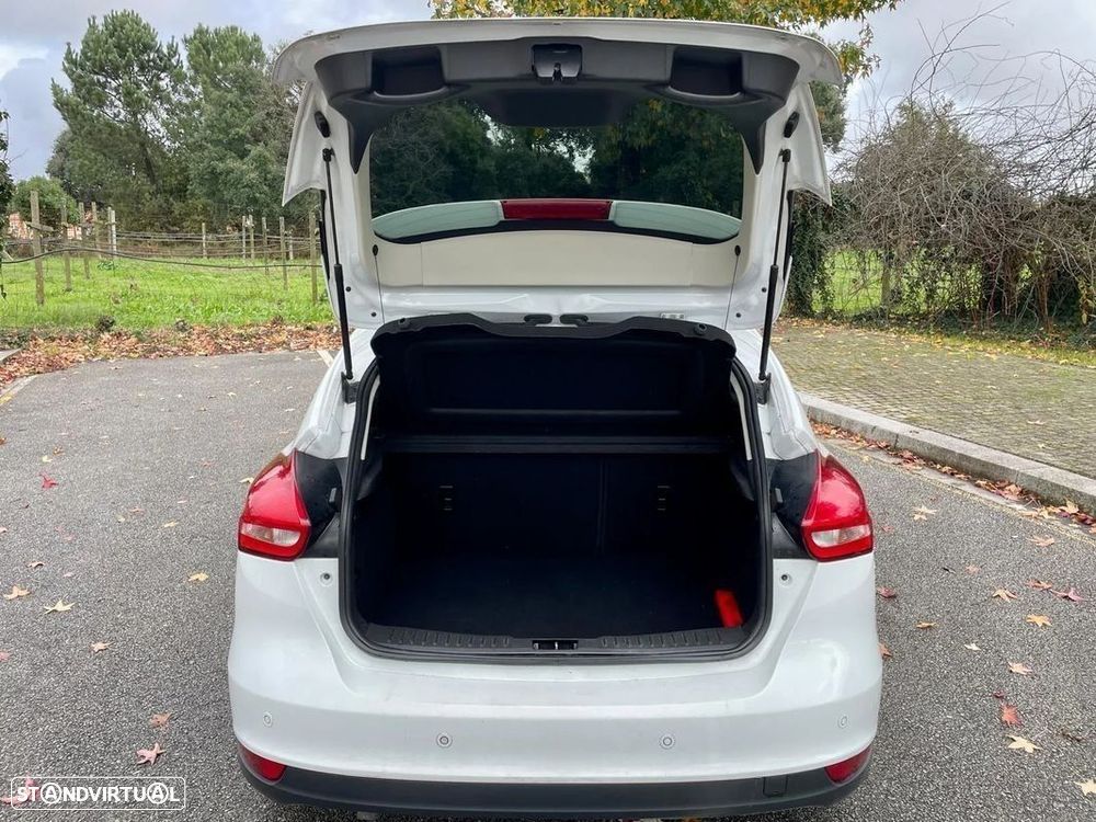 Ford Focus 1.5 TDCi Titanium - 13