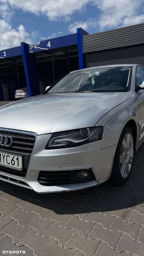 Audi A4 Limousine - 2