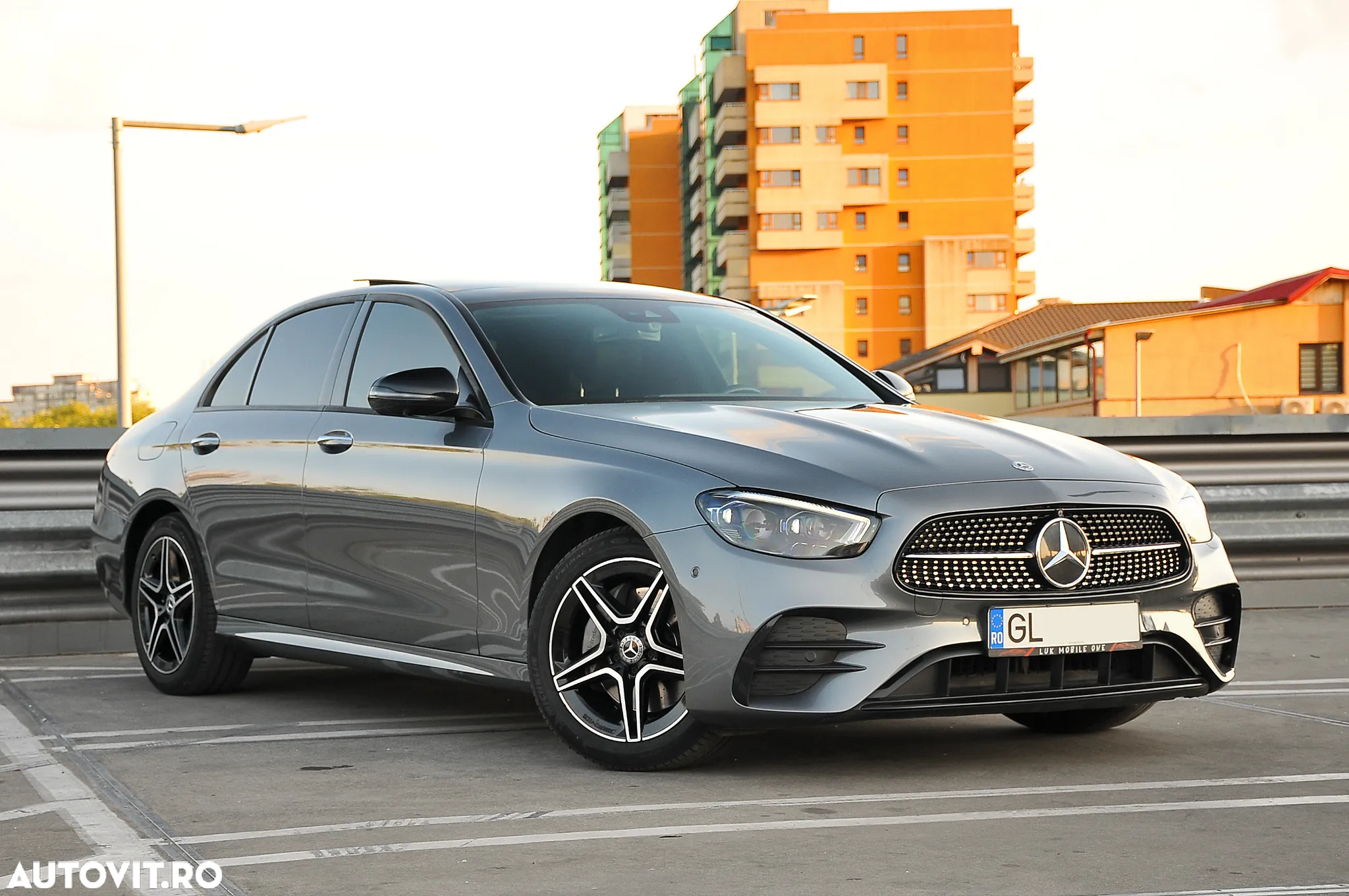 Mercedes-Benz E - 9