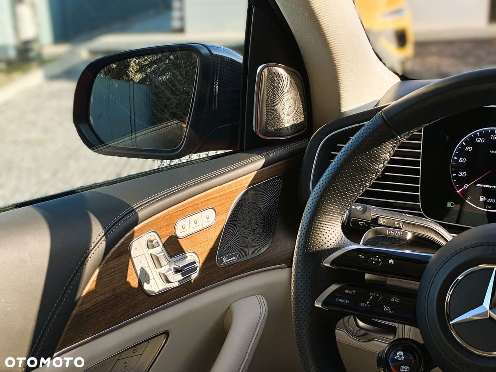 Mercedes-Benz GLS - 13