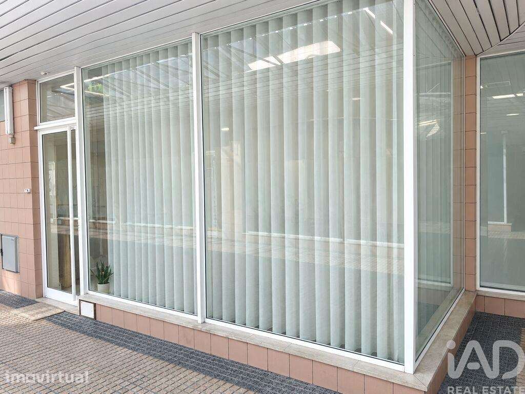 Loja / Estabelecimento Comercial em Braga (Maximinos, Sé E Cividade) d - Grande imagem: 4/9