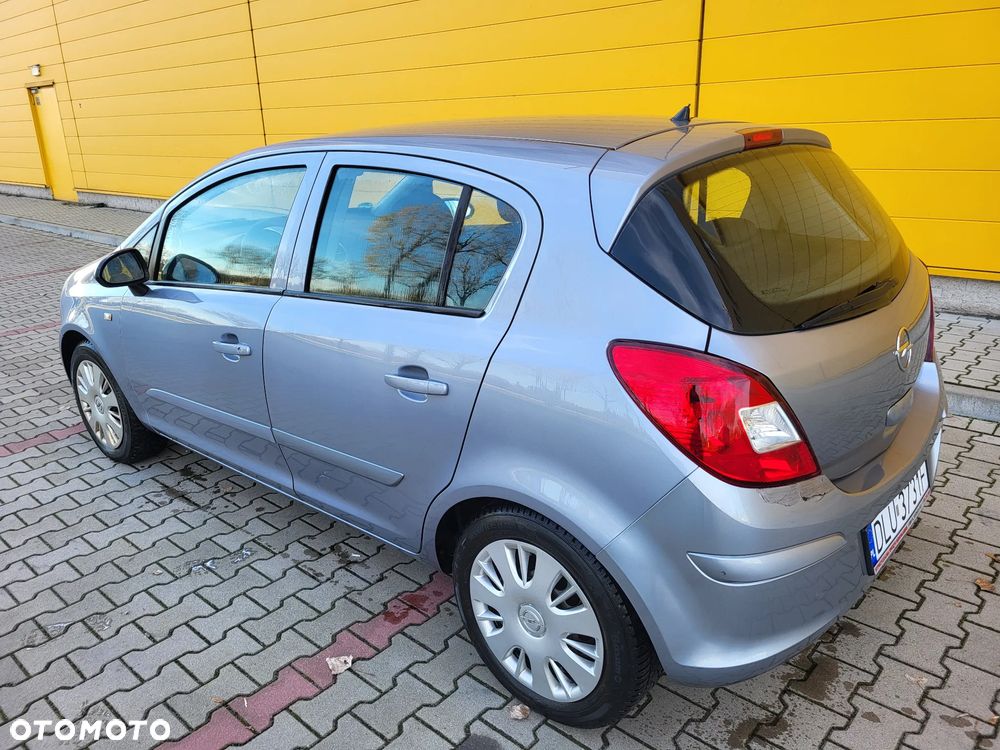 Opel Corsa - 2