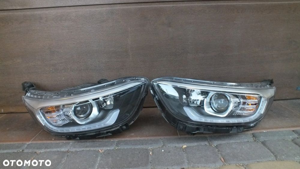 Lampa przednia lewa prawa 92101-H8 led - 1