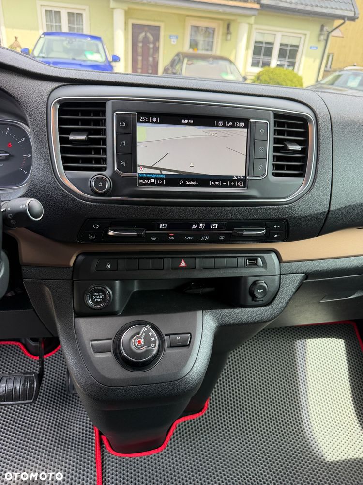 Toyota Proace Verso 2.0 D4-D Medium VIP - 10
