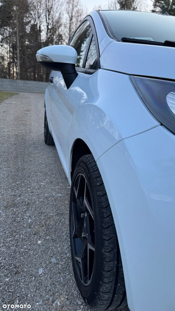 Ford FIESTA - 11