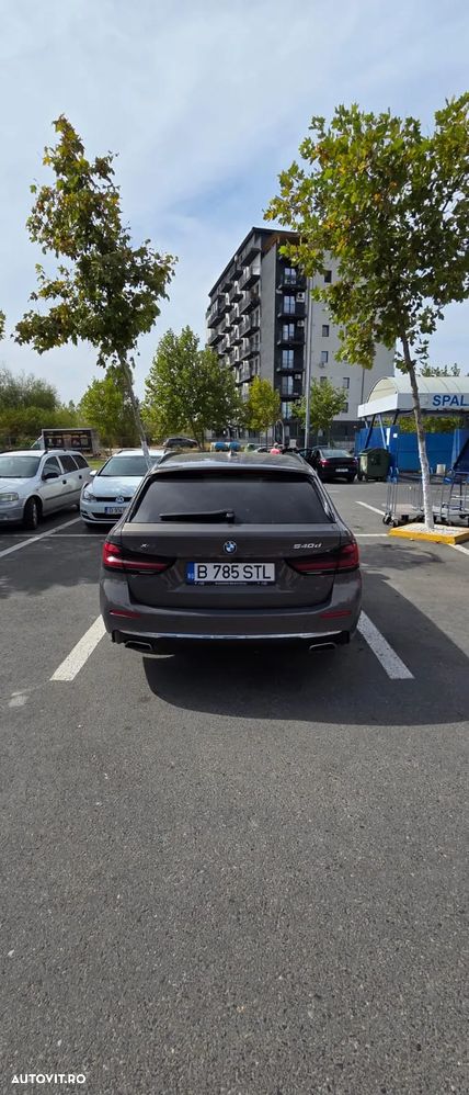 BMW Seria 5 540d xDrive AT MHEV - 10