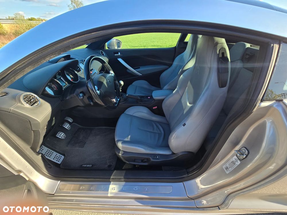 Peugeot RCZ 2.0 HDi - 13
