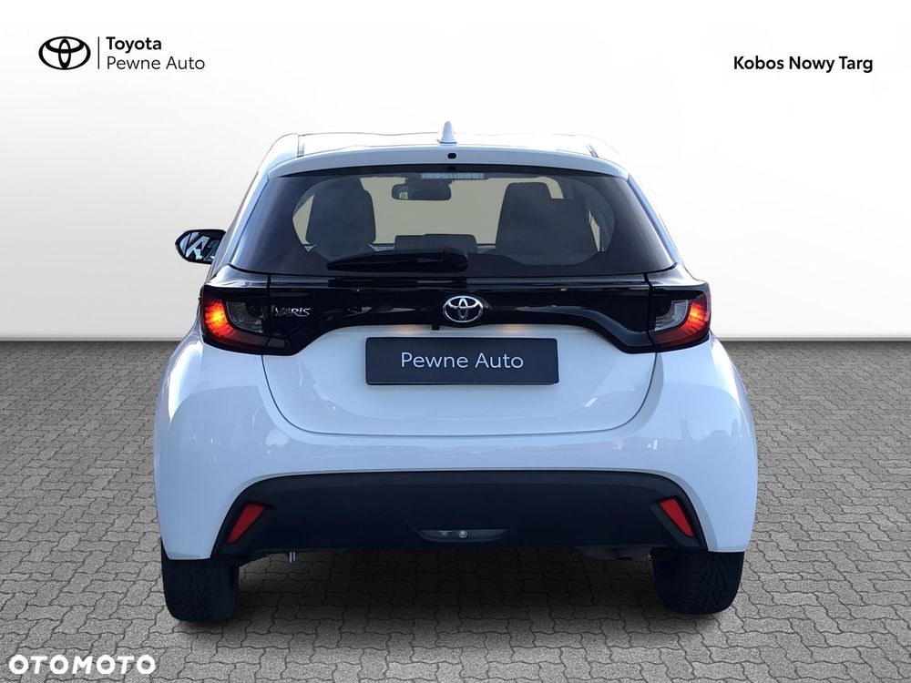 Toyota Yaris - 4